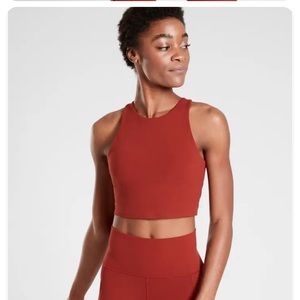 Athleta Conscious Twist Crop